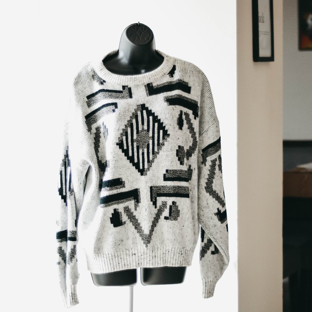 Vintage 90's Oversized Gray Printed Wool Sweater